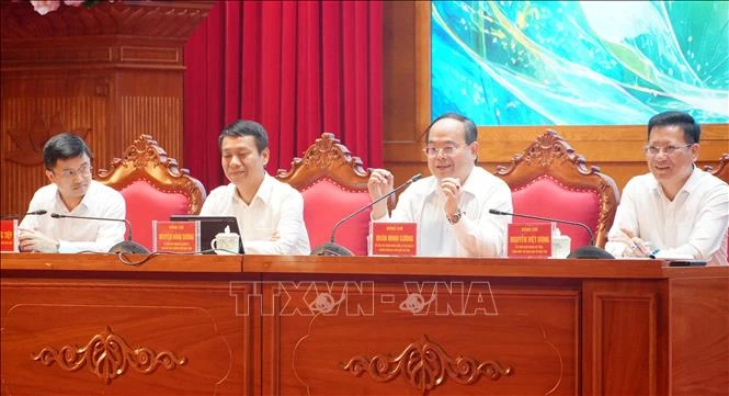 Thế hệ trẻ khát vọng lớn, làm chủ công nghệ và giữ gìn bản sắc Thế hệ trẻ khát vọng lớn, làm chủ công nghệ và giữ gìn bản sắc