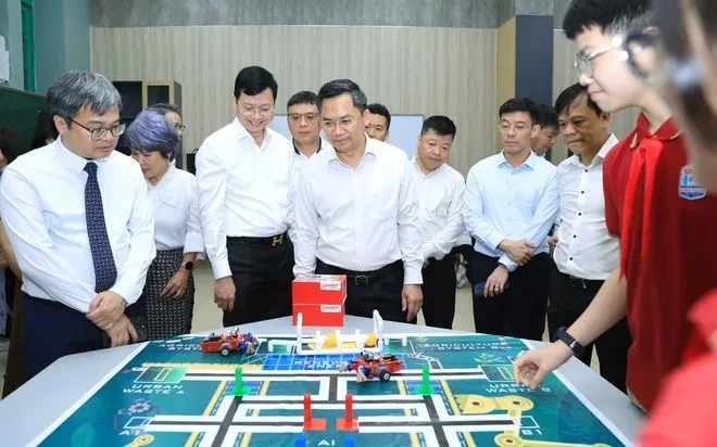 Thí điểm AI trong dạy học: Học sinh chủ động, giáo viên giữ vai trò trung tâm Thí điểm AI trong dạy học: Học sinh chủ động, giáo viên giữ vai trò trung tâm