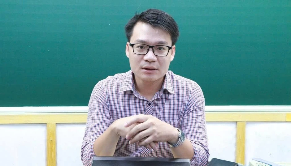 Thi lại ở Tuyên Quang: Thầy giáo từng lên tiếng về bất thường ở môn Toán nói gì? Thi lại ở Tuyên Quang: Thầy giáo từng lên tiếng về bất thường ở môn Toán nói gì?