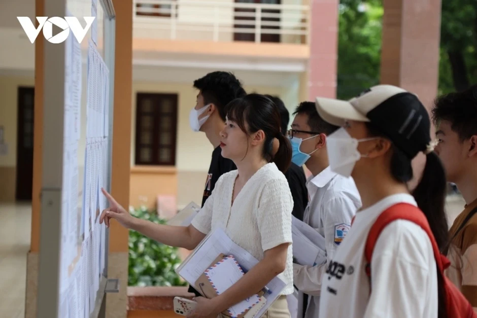 Thi lớp 10 ở Hà Nội: Tỷ lệ chọi giữa nội thành và ngoại thành ngày càng phân hóa Thi lớp 10 ở Hà Nội: Tỷ lệ chọi giữa nội thành và ngoại thành ngày càng phân hóa