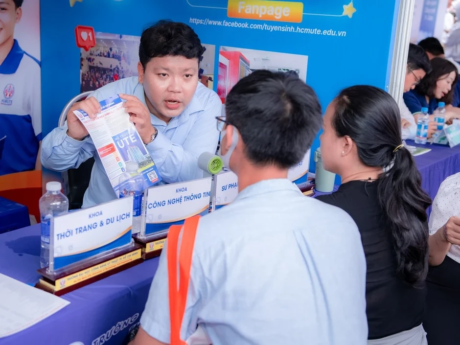 Thí sinh có 5 ngày thực hành đăng ký nguyện vọng xét tuyển đại học Thí sinh có 5 ngày thực hành đăng ký nguyện vọng xét tuyển đại học