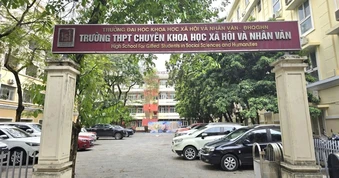 Thí sinh kêu “lạ” khi làm đề thi ngữ văn vào chuyên Nhân văn