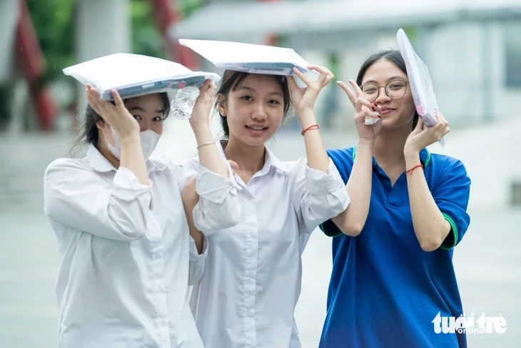 Thí sinh lớp 12 tập dượt đăng ký thi tốt nghiệp THPT 2026, lưu ý mã tỉnh mới Thí sinh lớp 12 tập dượt đăng ký thi tốt nghiệp THPT 2026, lưu ý mã tỉnh mới