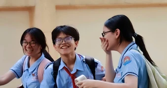 Thí sinh nhận xét về đề văn thi lớp 10 Trường Phổ thông Năng khiếu
