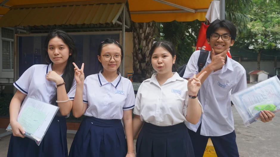 Thí sinh thở phào vì đề Toán 'dễ thở'