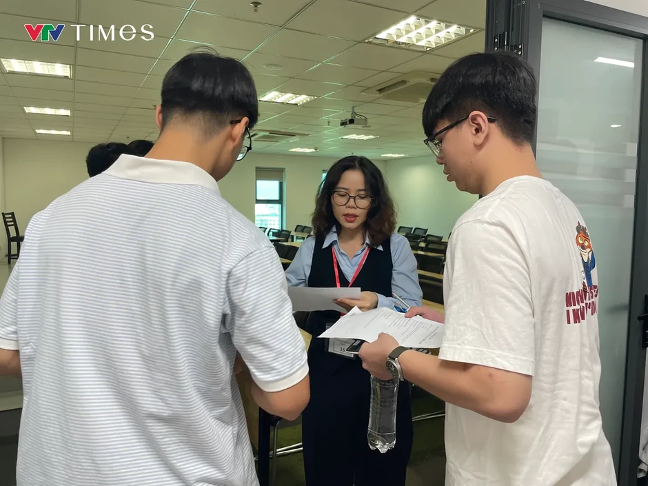 Thí sinh tự tin đặt mục tiêu chinh phục mốc điểm số cao trong Kỳ thi Đánh giá năng lực Thí sinh tự tin đặt mục tiêu chinh phục mốc điểm số cao trong Kỳ thi Đánh giá năng lực