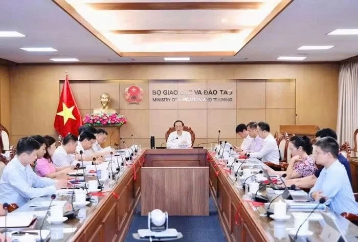 Thi tốt nghiệp THPT 2026: Bộ siết trách nhiệm, không để khoảng trống trong tổ chức Thi tốt nghiệp THPT 2026: Bộ siết trách nhiệm, không để khoảng trống trong tổ chức