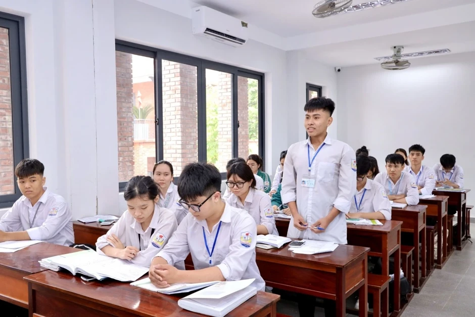 Thi tốt nghiệp THPT 2026: Địa phương siết chặt an toàn, không để thí sinh bỏ thi Thi tốt nghiệp THPT 2026: Địa phương siết chặt an toàn, không để thí sinh bỏ thi
