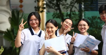 Thi tốt nghiệp THPT 2026: Vì sao tỉ lệ thí sinh miễn thi ngoại ngữ thấp?