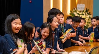 Thiếu sách giáo khoa là rất vô lý