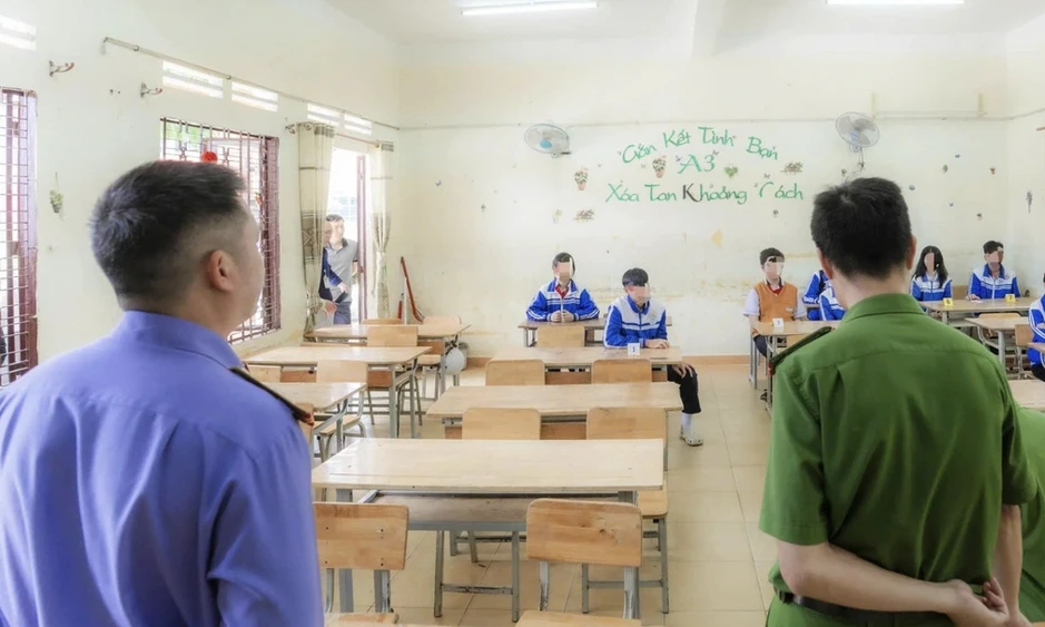 Thông tin mới nhất này chính là đòn giáng thẳng vào những đứa trẻ "hổ báo", ỷ chưa đến 18 tuổi rồi làm càn! Thông tin mới nhất này chính là đòn giáng thẳng vào những đứa trẻ "hổ báo", ỷ chưa đến 18 tuổi rồi làm càn!