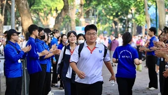Thông tin mới nhất về số lượng thí sinh đăng ký vào lớp 10 công lập của Hà Nội
