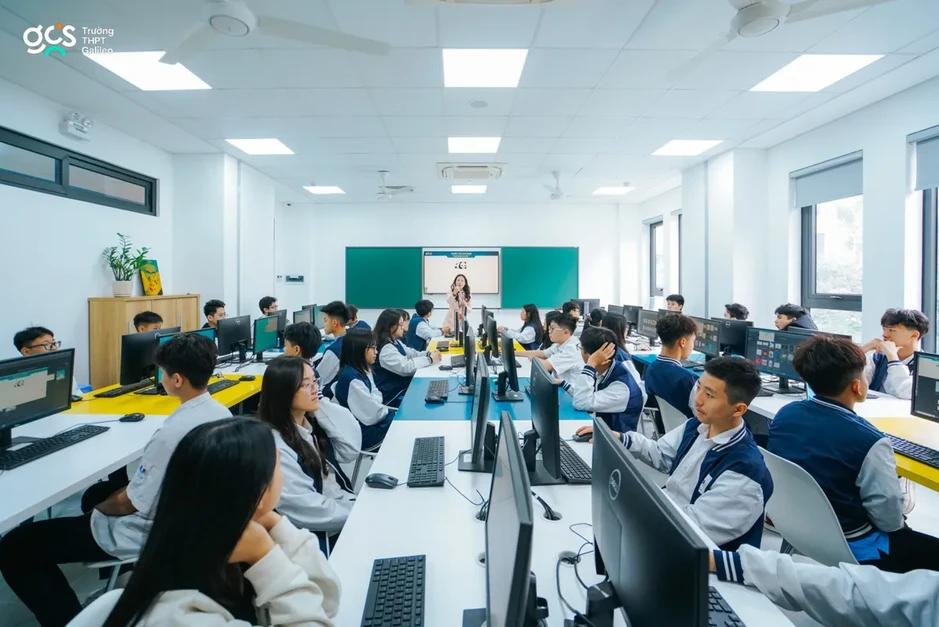 THPT Galileo trao học bổng toàn phần cho học sinh đạt kết quả xuất sắc kỳ thi vào lớp 10 của Sở GD&ĐT THPT Galileo trao học bổng toàn phần cho học sinh đạt kết quả xuất sắc kỳ thi vào lớp 10 của Sở GD&ĐT