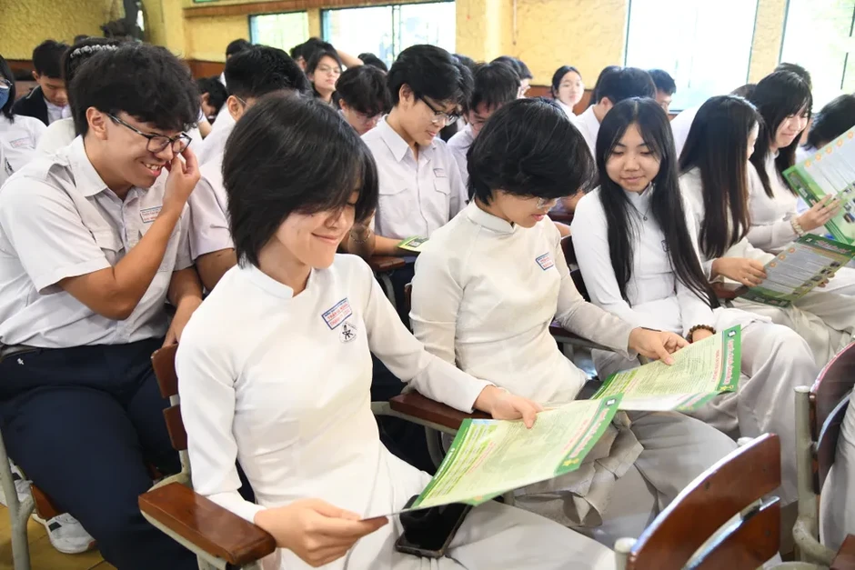 Thu hút nhân lực trẻ cho công nghiệp quốc phòng Thu hút nhân lực trẻ cho công nghiệp quốc phòng