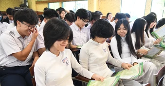 Thu hút nhân lực trẻ cho công nghiệp quốc phòng