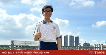 Thủ khoa chuyên Anh và ước mơ trở thành nhà khoa học