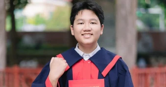 Thủ khoa chuyên địa lý và "bài học đặc biệt" từ 3 chuyến đi xuyên Việt