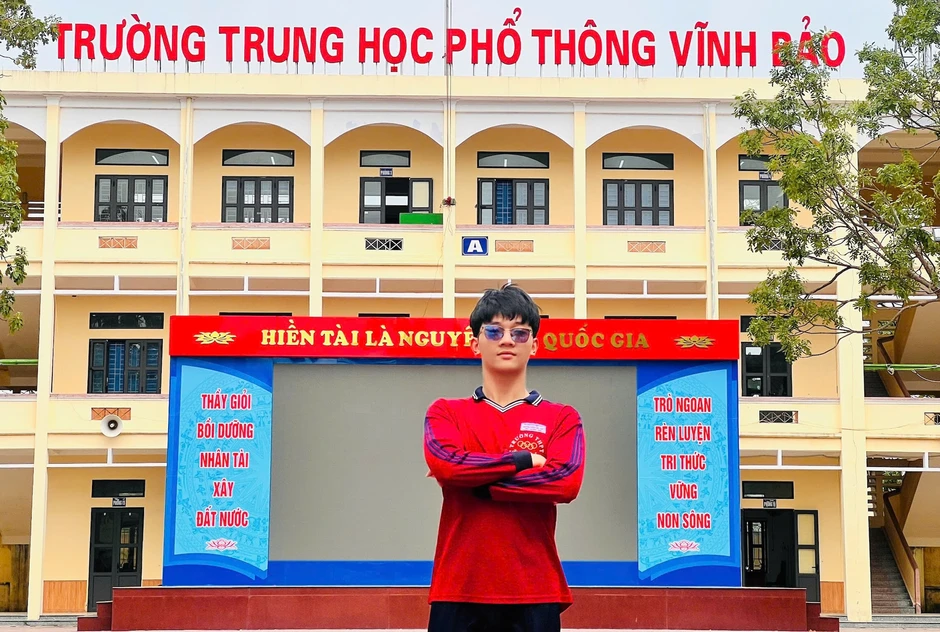 Thủ khoa học giỏi toàn diện, đạt điểm thi đánh giá tư duy cao nhất 6 năm qua Thủ khoa học giỏi toàn diện, đạt điểm thi đánh giá tư duy cao nhất 6 năm qua