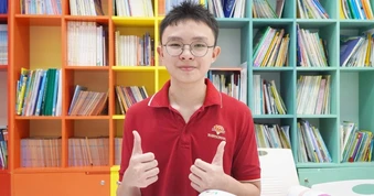 Thủ khoa lớp 10 TPHCM: Không “cày đề”, học 1 tiếng mỗi tối, đi ngủ sớm