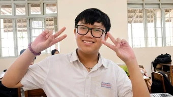 Thủ khoa trường chuyên giành 2 điểm 10 Toán