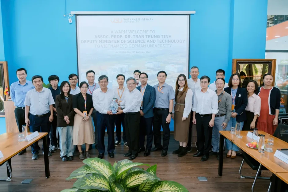 Thứ trưởng Bộ KH&CN thăm và làm việc tại Trường Đại học Việt Đức Thứ trưởng Bộ KH&CN thăm và làm việc tại Trường Đại học Việt Đức