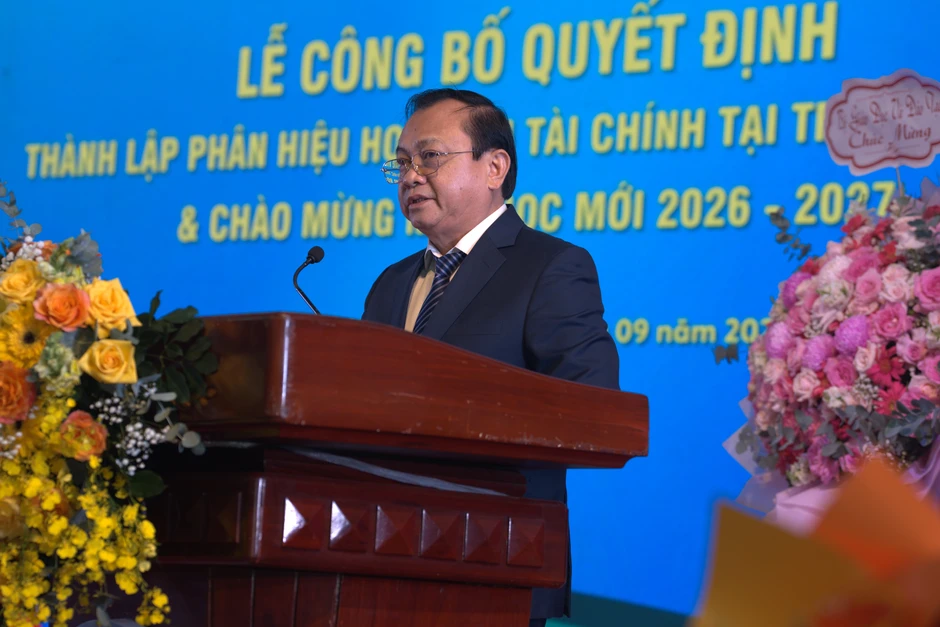 Thứ trưởng Bộ Tài chính: Mục tiêu của giáo dục là tạo ra những giá trị mới Thứ trưởng Bộ Tài chính: Mục tiêu của giáo dục là tạo ra những giá trị mới