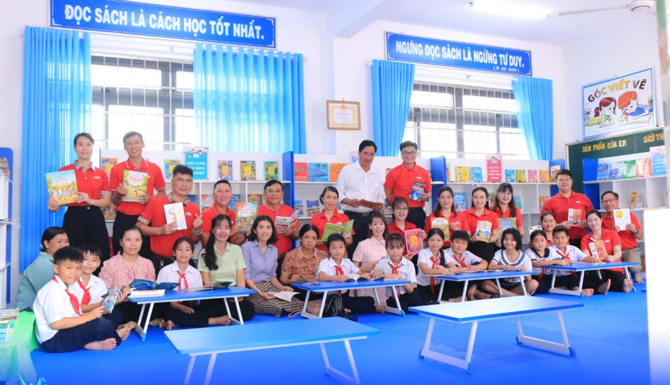 Thư viện Hạnh phúc - Hành trình gieo mầm tri thức của Daiichi Life Việt Nam Thư viện Hạnh phúc - Hành trình gieo mầm tri thức của Daiichi Life Việt Nam
