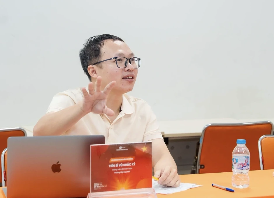 Tiến sĩ toán học Việt cùng cộng sự tìm ra lời giải cho bài toán quan trọng Tiến sĩ toán học Việt cùng cộng sự tìm ra lời giải cho bài toán quan trọng