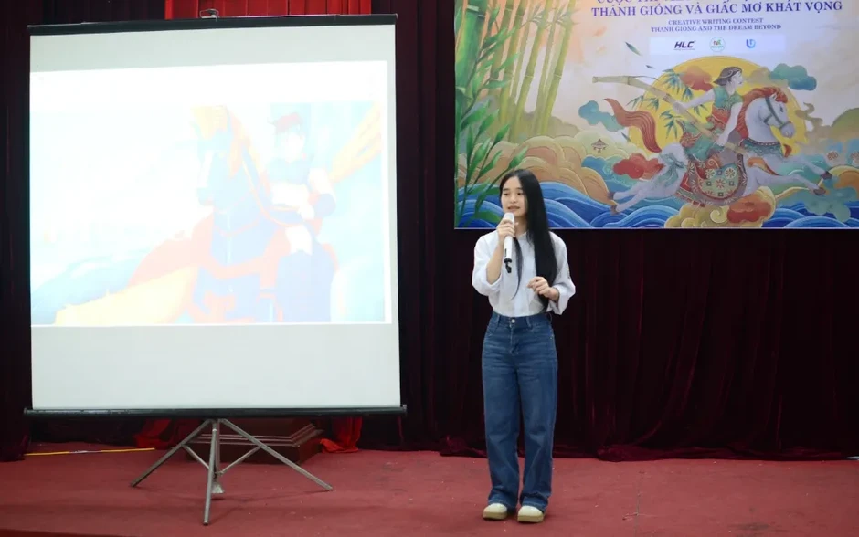 Tìm ra các thí sinh xuất sắc của cuộc thi viết bằng tiếng Anh “Thánh Gióng và Giấc mơ khát vọng” Tìm ra các thí sinh xuất sắc của cuộc thi viết bằng tiếng Anh “Thánh Gióng và Giấc mơ khát vọng”
