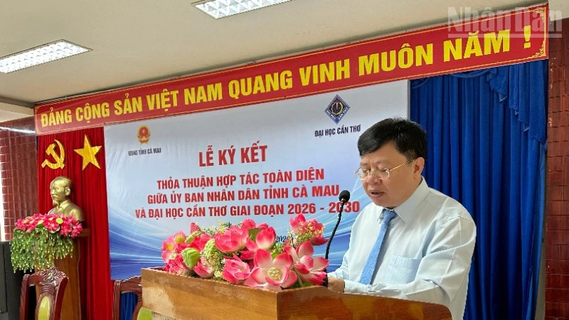 Tỉnh Cà Mau ký kết hợp tác toàn diện với Đại học Cần Thơ Tỉnh Cà Mau ký kết hợp tác toàn diện với Đại học Cần Thơ
