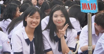 Toàn cảnh điểm chuẩn lớp 10 TPHCM: Có nơi cần 8 điểm/môn, nơi chỉ 1,75