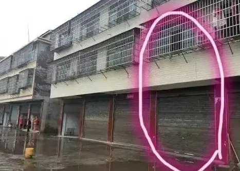 Tội ác kinh hoàng đằng sau tin nhắn XIN NGHỈ HỌC: Khi người lớn bỏ bê việc dạy con, cái giá phải trả có thể là cả mạng sống! Tội ác kinh hoàng đằng sau tin nhắn XIN NGHỈ HỌC: Khi người lớn bỏ bê việc dạy con, cái giá phải trả có thể là cả mạng sống!