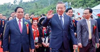Tổng Bí thư: Bất cập khi học chưa giỏi, thi không đỗ thì không được đi học