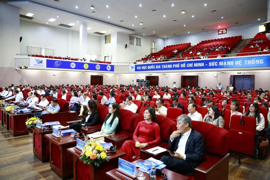 TP.HCM: Hơn 9.400 cán bộ nghỉ việc trong 4 năm, chủ yếu 35-40 tuổi TP.HCM: Hơn 9.400 cán bộ nghỉ việc trong 4 năm, chủ yếu 35-40 tuổi