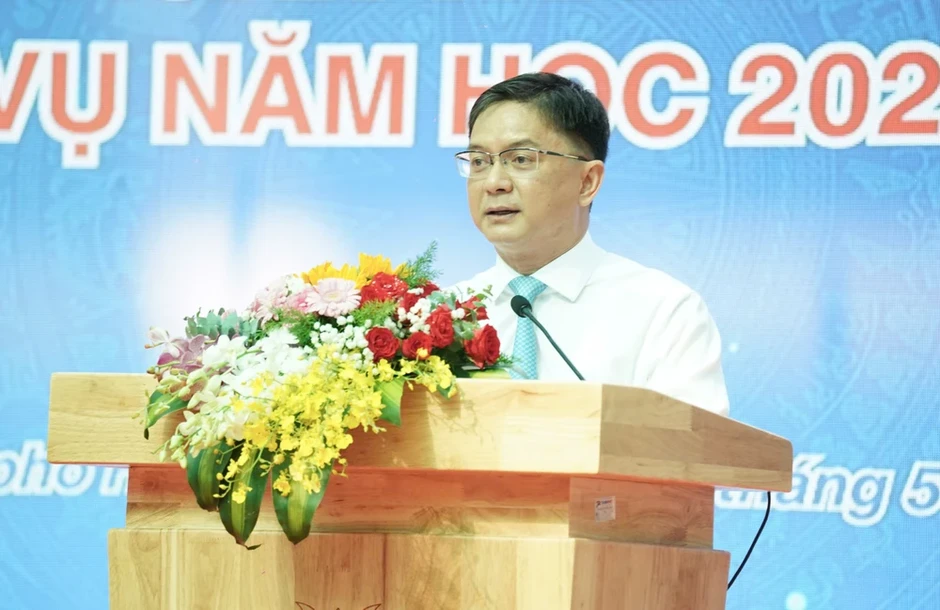 TP.HCM phát động 100 ngày đêm hoàn thành 1.000 phòng học TP.HCM phát động 100 ngày đêm hoàn thành 1.000 phòng học