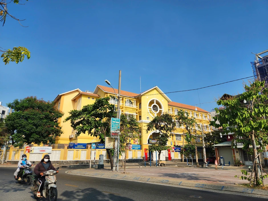 TP.HCM: Số ca nghi ngộ độc thực phẩm Trường tiểu học Đặng Thùy Trâm tăng lên 46 TP.HCM: Số ca nghi ngộ độc thực phẩm Trường tiểu học Đặng Thùy Trâm tăng lên 46