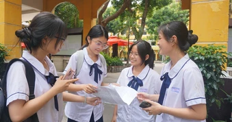 TP.HCM: Trường chuyên Lê Hồng Phong dẫn đầu với 305 giải học sinh giỏi lớp 12