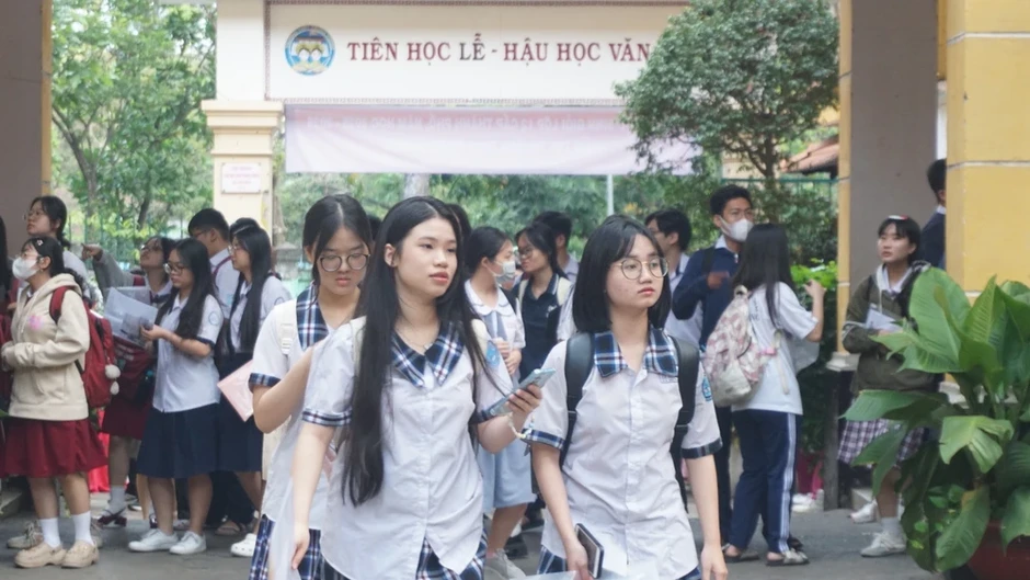 TP.HCM: Trường chuyên Lê Hồng Phong dẫn đầu với 305 giải học sinh giỏi lớp 12