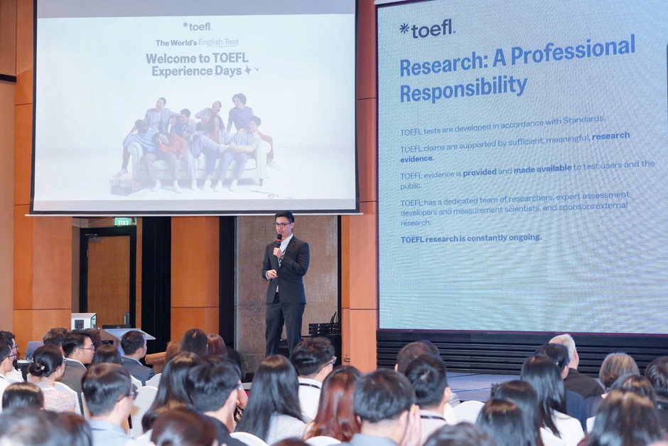 Trải nghiệm TOEFL iBT cải tiến theo cách thực tế, hấp dẫn Trải nghiệm TOEFL iBT cải tiến theo cách thực tế, hấp dẫn
