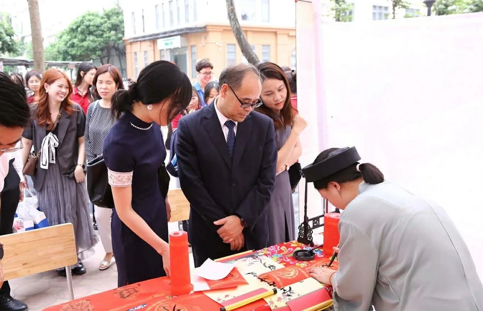 Trải nghiệm văn hóa Trung Quốc, lan tỏa giá trị ngôn ngữ Trải nghiệm văn hóa Trung Quốc, lan tỏa giá trị ngôn ngữ