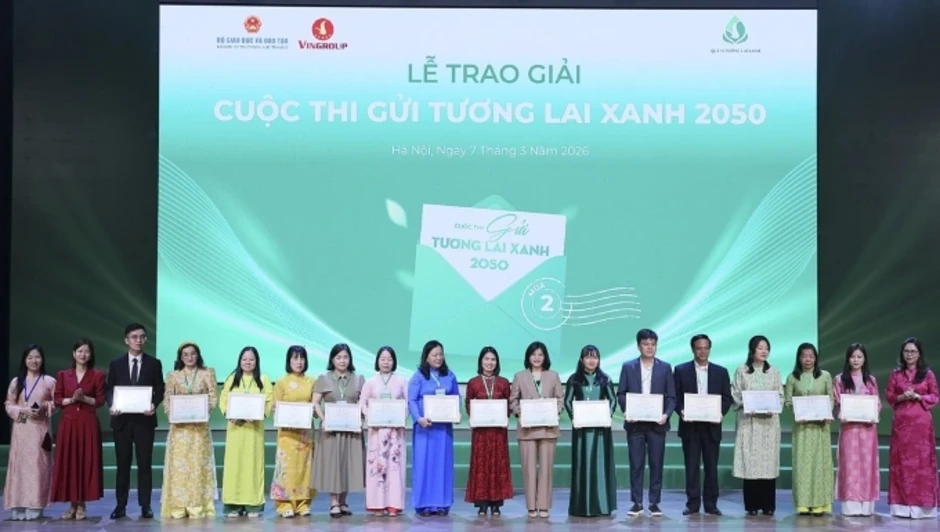 Trao giải cuộc thi 'Gửi tương lai xanh 2050' mùa 2 toàn quốc Trao giải cuộc thi 'Gửi tương lai xanh 2050' mùa 2 toàn quốc