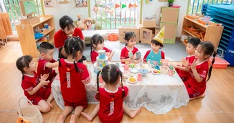 Trẻ vào lớp 1 cần gì hơn biết chữ, biết số?