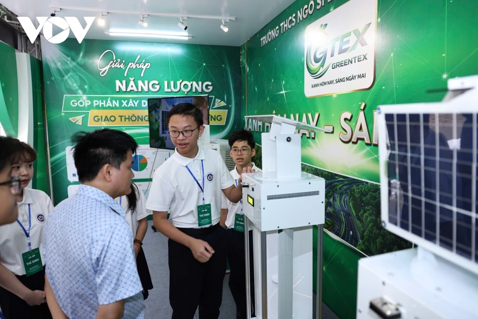 Triển khai chương trình đào tạo 1.000 doanh nhân công nghệ xuất sắc Triển khai chương trình đào tạo 1.000 doanh nhân công nghệ xuất sắc