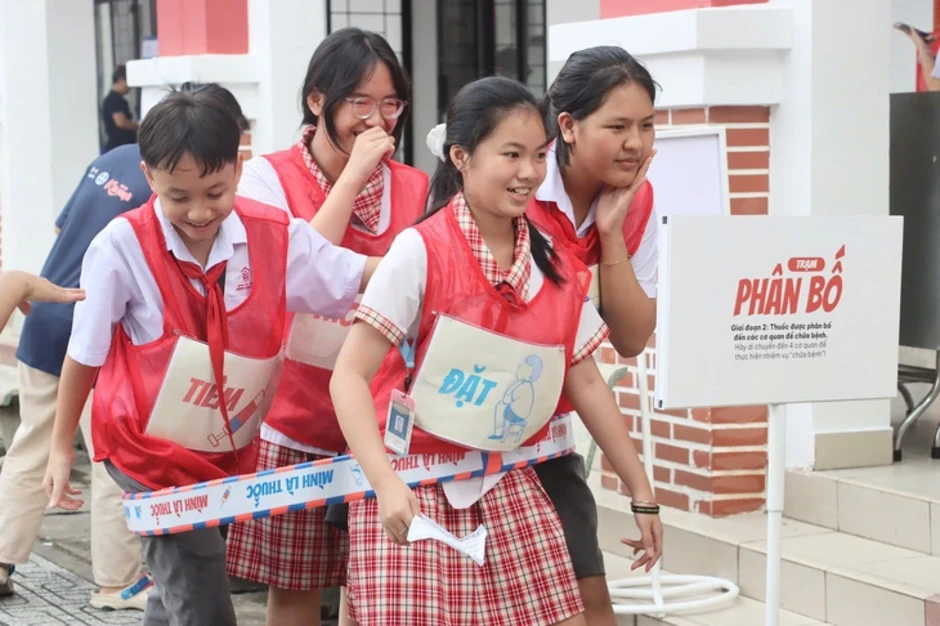 Trường bỏ tiêu chí '50% học sinh đi ngoại khóa, 95% đóng học phí đúng hạn' khi xếp loại giáo viên Trường bỏ tiêu chí '50% học sinh đi ngoại khóa, 95% đóng học phí đúng hạn' khi xếp loại giáo viên
