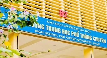 Trường chuyên Đại học Sư phạm hạ điểm chuẩn, tuyển bổ sung vào lớp 10