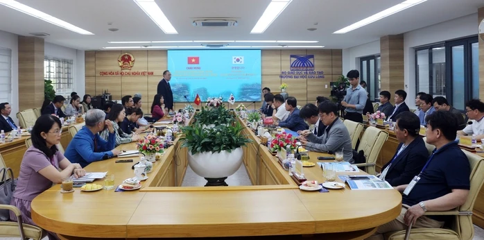 Trường Đại học Cửu Long quan hệ hợp tác với các đối tác ở Hàn Quốc