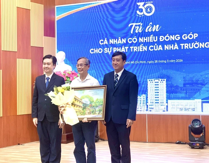 Trường đại học Khoa học tự nhiên phải là nơi mở đường cho công nghệ chiến lược Trường đại học Khoa học tự nhiên phải là nơi mở đường cho công nghệ chiến lược