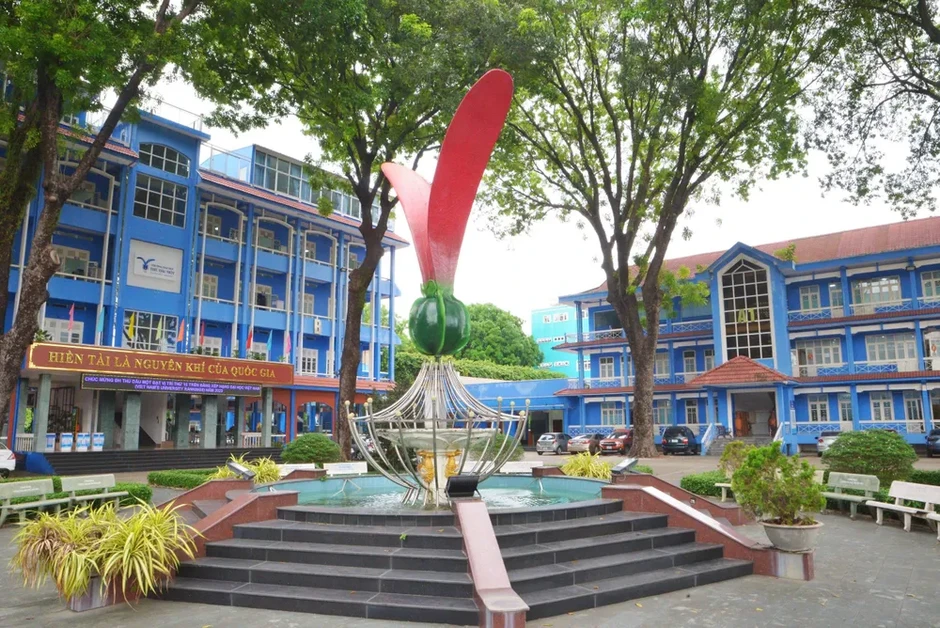 Trường Đại học Thủ Dầu Một: Nửa thế kỷ gieo mầm tri thức, khát vọng vươn mình trong kỷ nguyên đổi mới sáng tạo Trường Đại học Thủ Dầu Một: Nửa thế kỷ gieo mầm tri thức, khát vọng vươn mình trong kỷ nguyên đổi mới sáng tạo