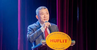 Trường ĐH Ngoại ngữ - Tin học TP.HCM có tân hiệu trưởng là chuyên gia công nghệ