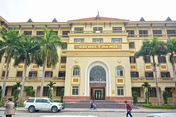 Trường ĐH Y Hà Nội áp dụng tiêu chí phụ nào với thí sinh được tuyển thẳng? Trường ĐH Y Hà Nội áp dụng tiêu chí phụ nào với thí sinh được tuyển thẳng?